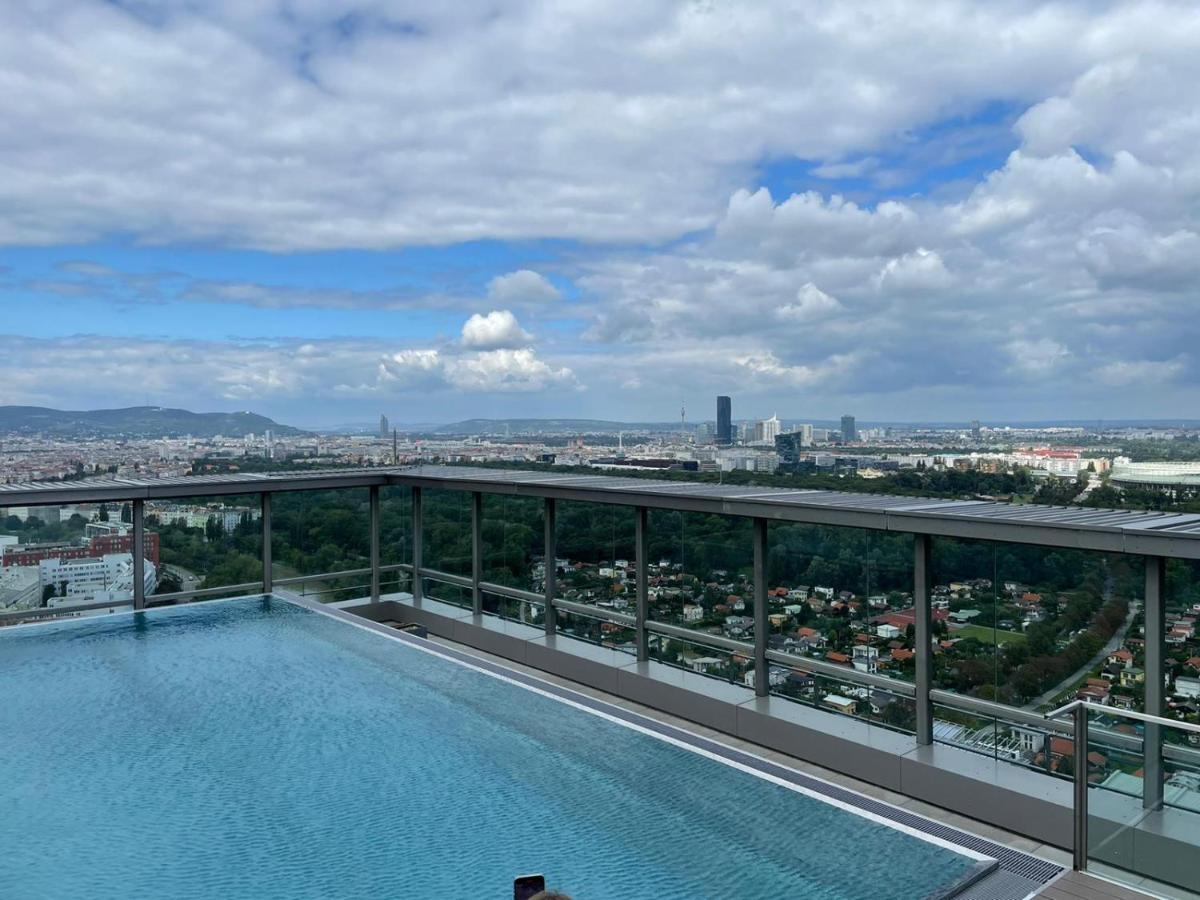 Exclusive 2-Bedroom Condo With Pool & Balcony Відень Екстер'єр фото
